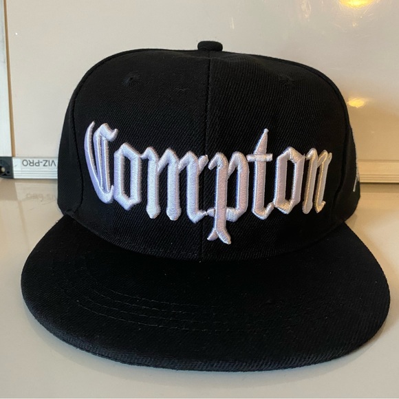 Compton Hat - Black - Raiders - NWA - Flat Brim - Los Angeles SnapBack - Picture 1 of 6